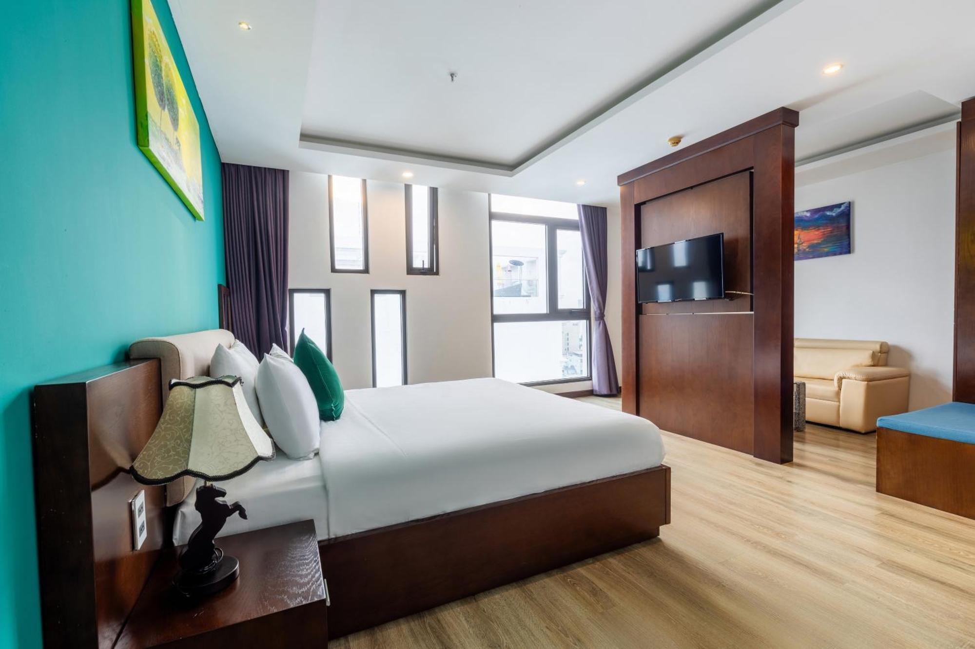 Golden Sun Apartment By New Sky Travel Дананг Екстер'єр фото