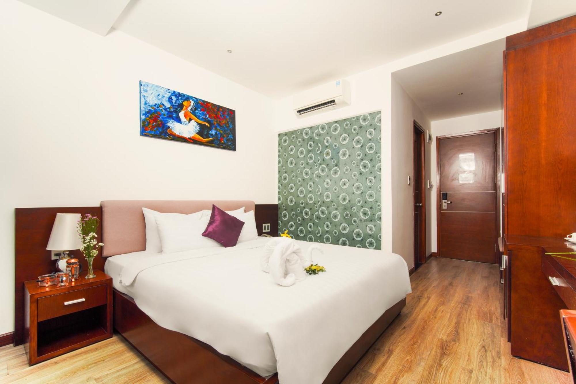 Golden Sun Apartment By New Sky Travel Дананг Екстер'єр фото